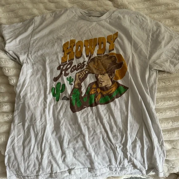 Spencer's White and Brown Short Sleeve Tee with Graphic Design - Picture 1 of 2